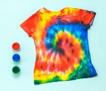 Maker Monday Pride: Tie Dye T-shirts